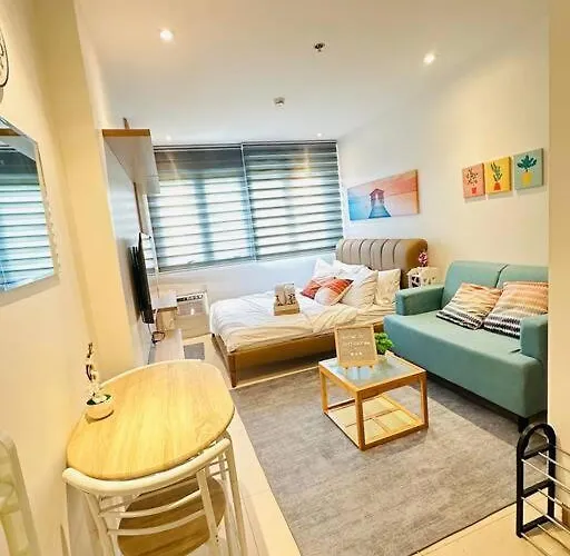 Cozy Penthouse I Wi-fi I Netflix L Pool Apartment *